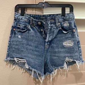 TARGET WILD FABLE DENIM SHORTS (SIZE 4)